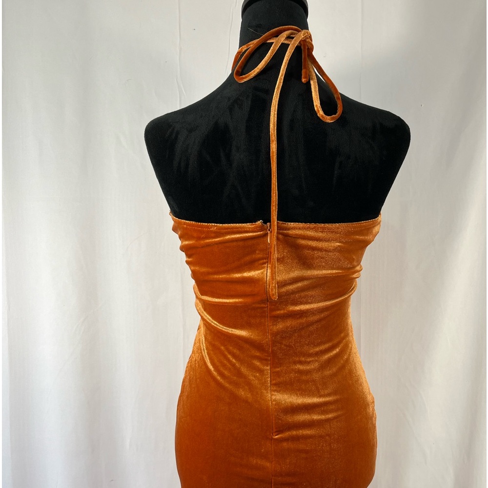 Orange,Rust velvet, halter, midi dress, large 
NWT - Picture 7 of 9